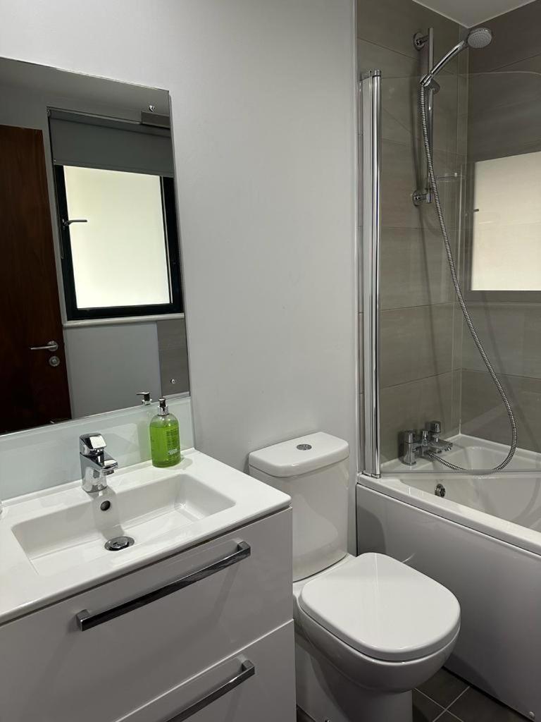 Luxury 9Ine Beautiful Bull Ring Apartment Free Parking Birmingham Exterior photo